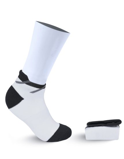White Plain Anklet Socks