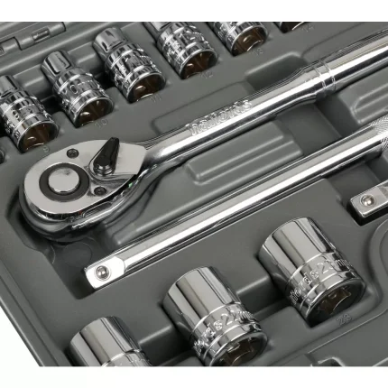 Halfords 24 Piece 1-2 Inch Drive Metric Socket Set